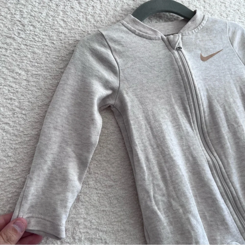 Nike Baby Footie Beige Neutral Pajamas Sleep And Play‎ Size 6 Months